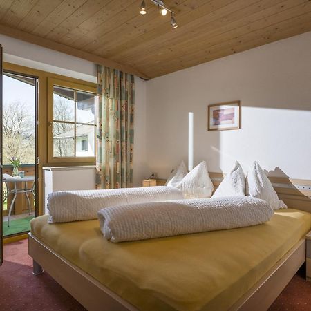 Gästehaus Schwaiger Kössen Zimmer foto